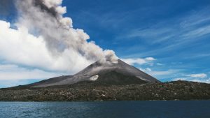 la-sci-volanic-eruptions-krakatoa-pic
